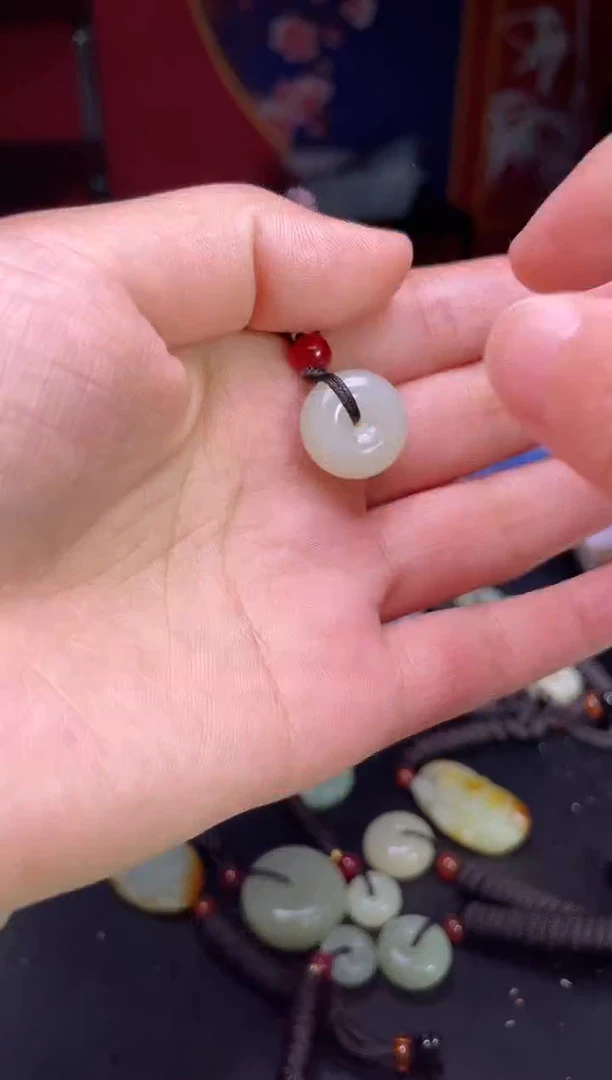 颈饰未镶嵌和田玉123