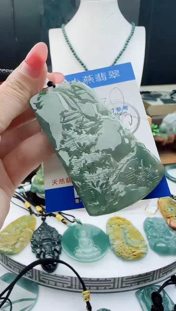 【闪购商品】翡翠颈饰未镶嵌11111111111