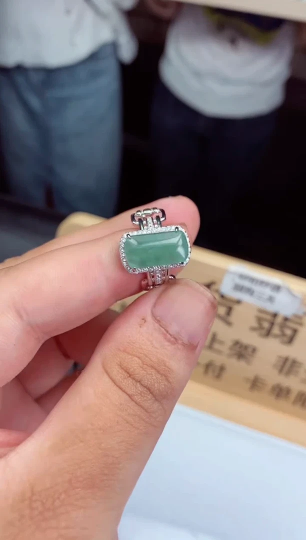 翡翠合金颈饰YFZ004021