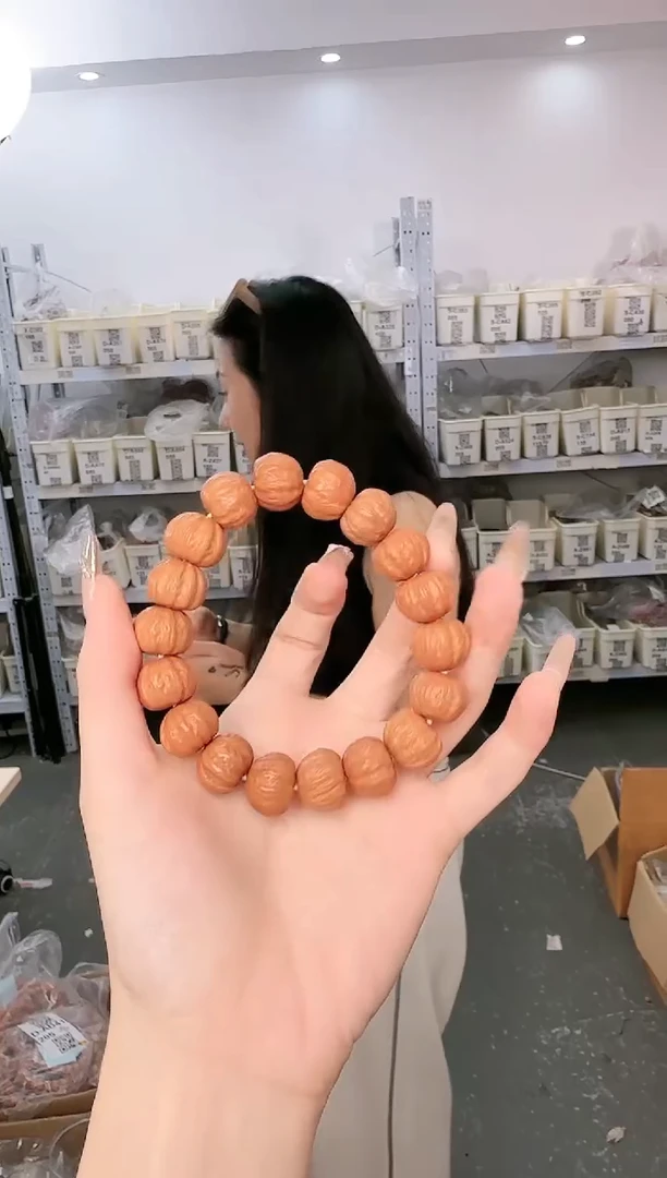 猴头核桃吊坠D-AC49225