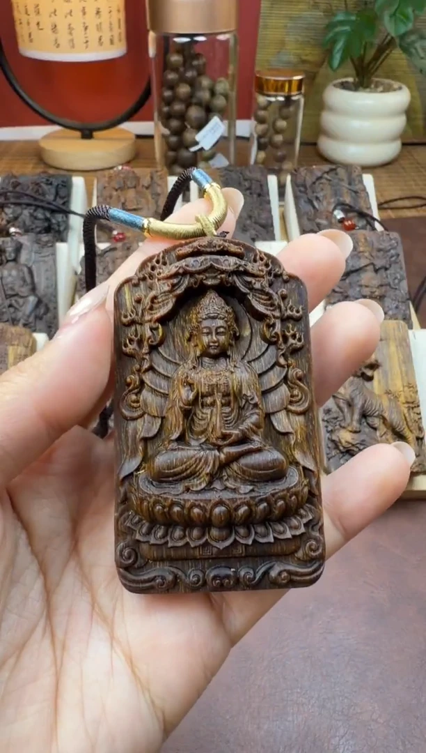 木木雕款  芽庄 净瓶观音 7cm 送养香瓶