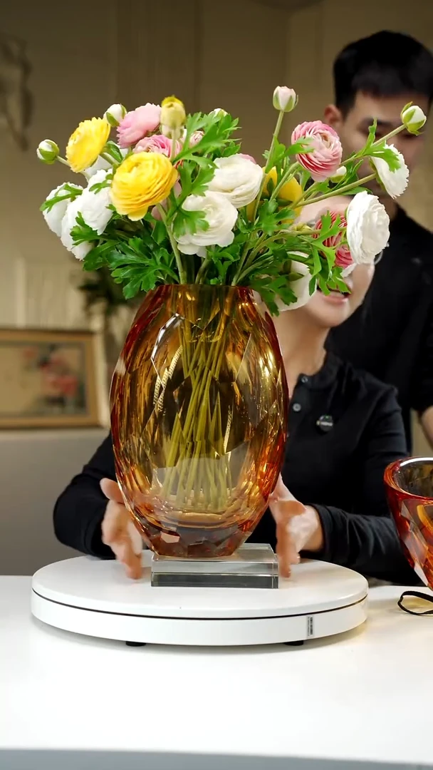 琉璃琥珀色切面花瓶