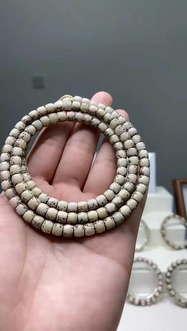 吊坠星月菩提318       b42