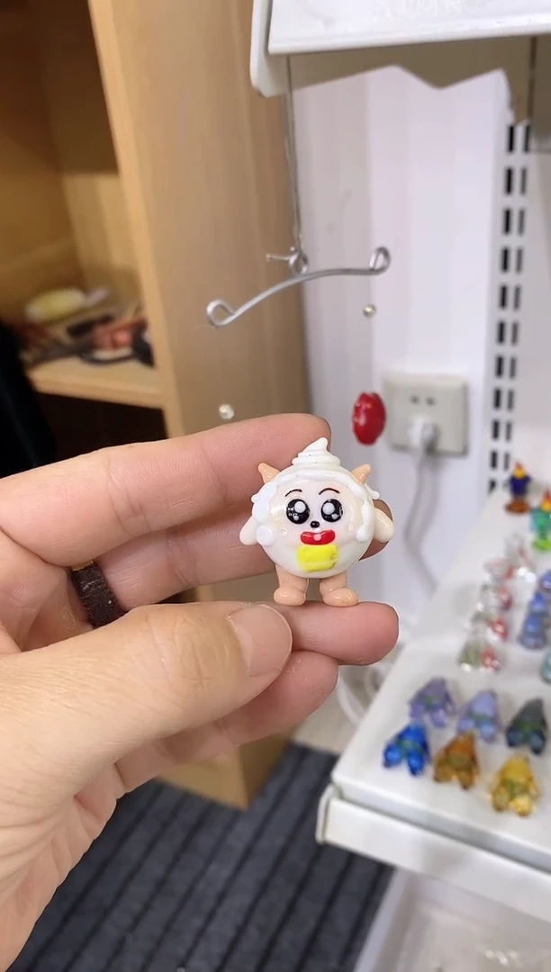 琉璃手工艺品赖洋洋
