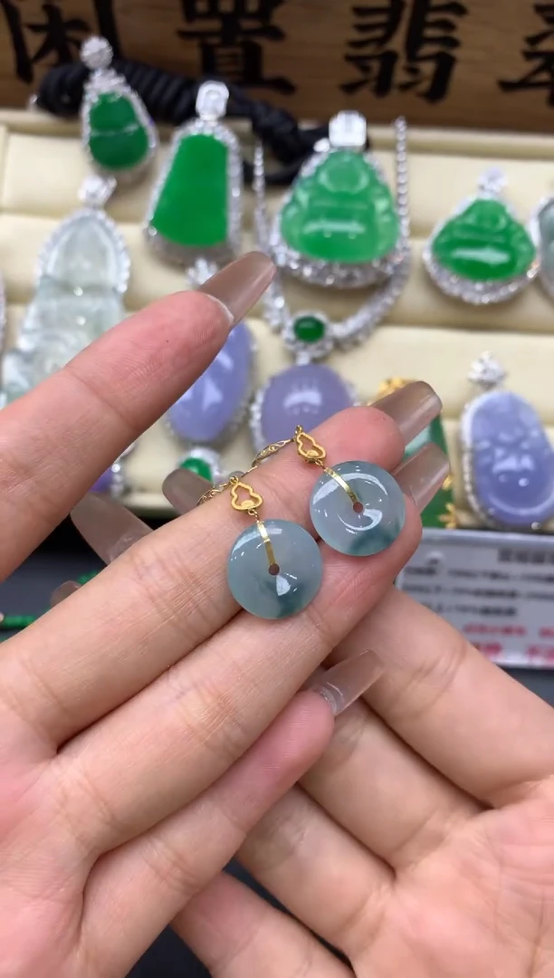 翡翠18K金镶嵌颈饰243-中国好珍宝