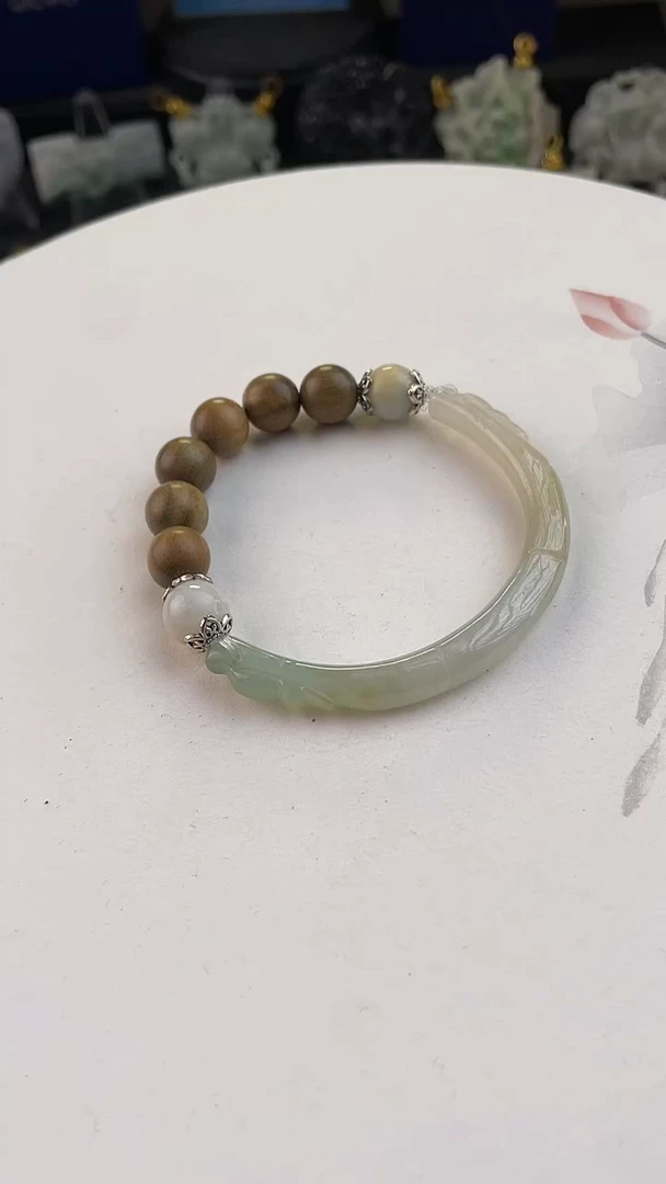 颈饰未镶嵌翡翠手工定制默认微瑕主播介绍为准
