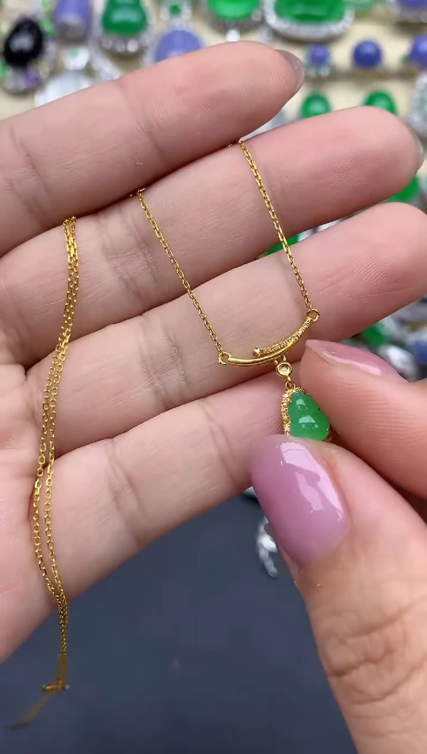 翡翠18K金镶嵌颈饰393-中国好珍宝