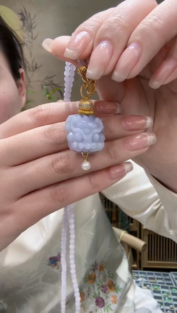 【闪购商品】翡翠颈饰未镶嵌吊坠