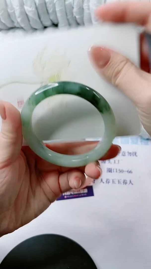【闪购商品】石英质玉手镯未镶嵌多样性发货V251