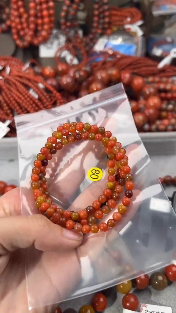 南红玛瑙手串未镶嵌5+