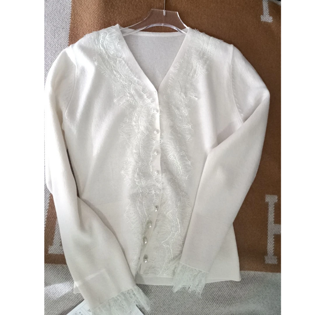 YANG GZ 清【】秋冬白色轻奢法式保暖毛织打底衫GZQ037