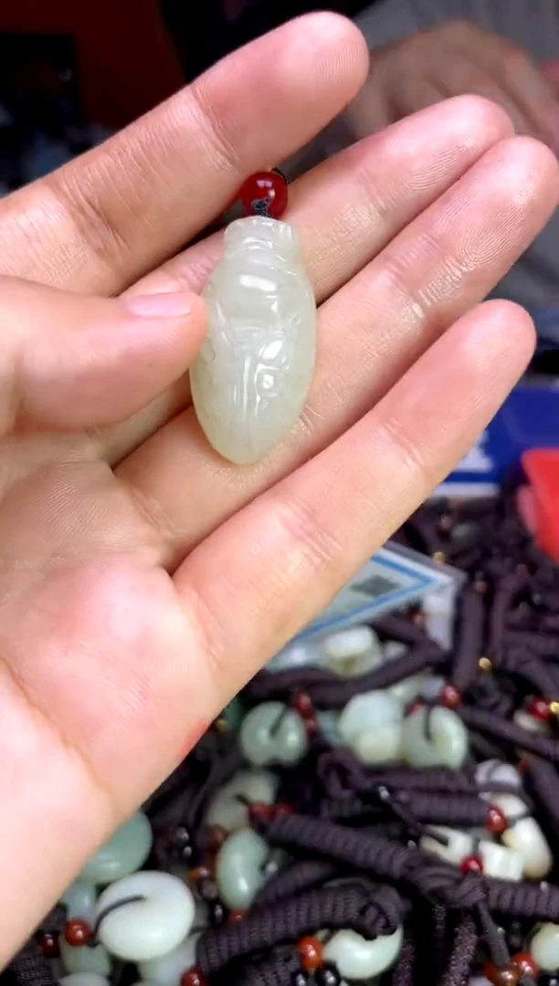未镶嵌和田玉挂件1