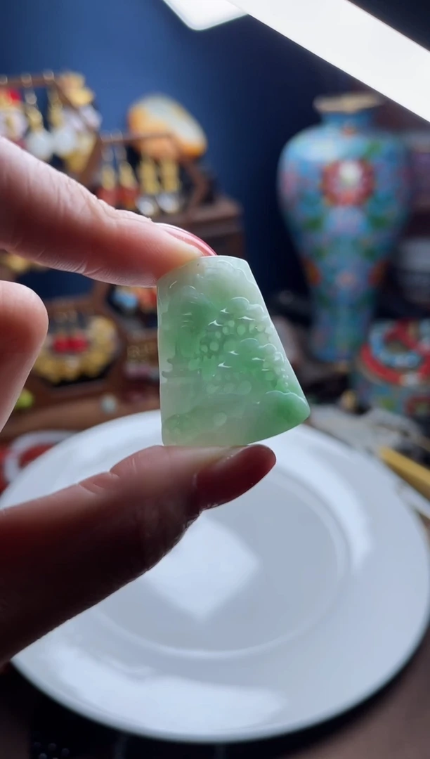 吊坠(赠链)未镶嵌翡翠宁**靖，翡翠吊坠111959