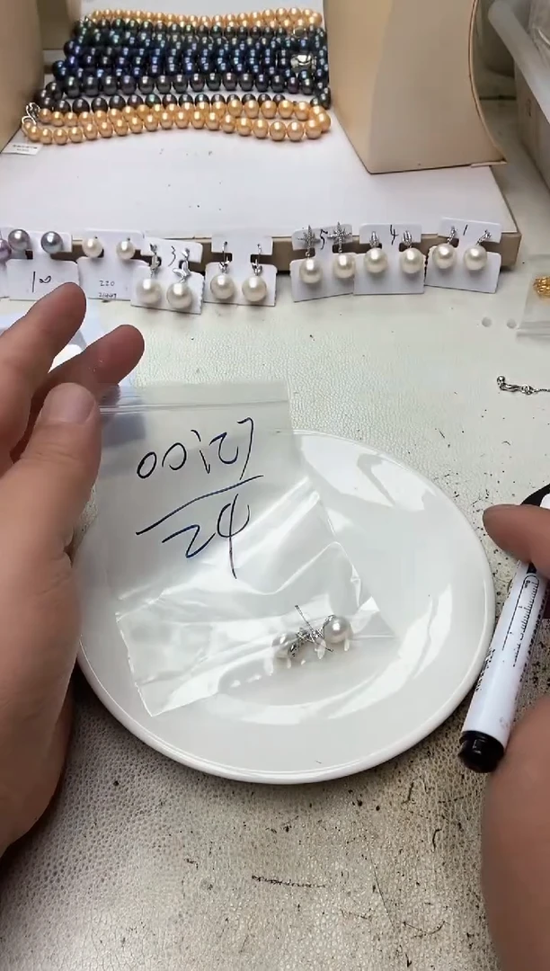 淡水珍珠未镶嵌颈饰1