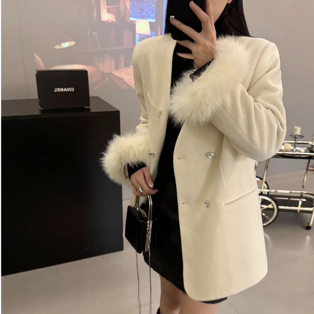 冬季新款显瘦女装大衣毛呢外套韩版常规袖短款宽松型