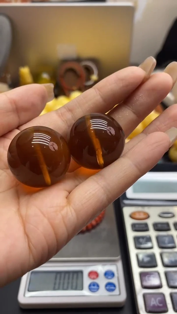 琥珀未镶嵌珠宝奇石2237一对