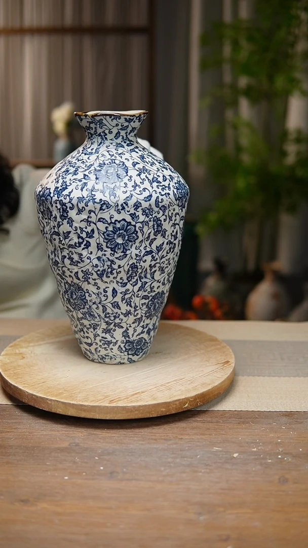 【闪购商品】陶瓷   花器青花瓷缠枝莲高脚