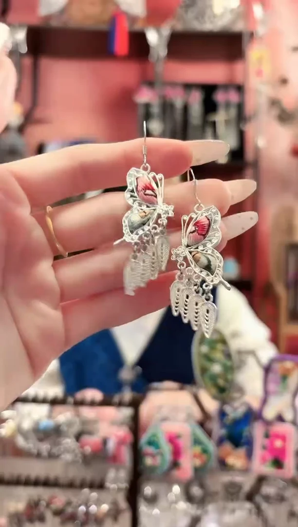 织绣云织谣民族风精美饰品 20