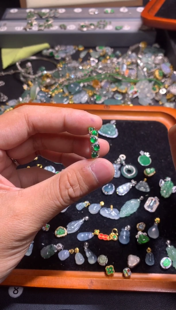 【闪购商品】翡翠吊坠(不含链)银S925镶嵌1