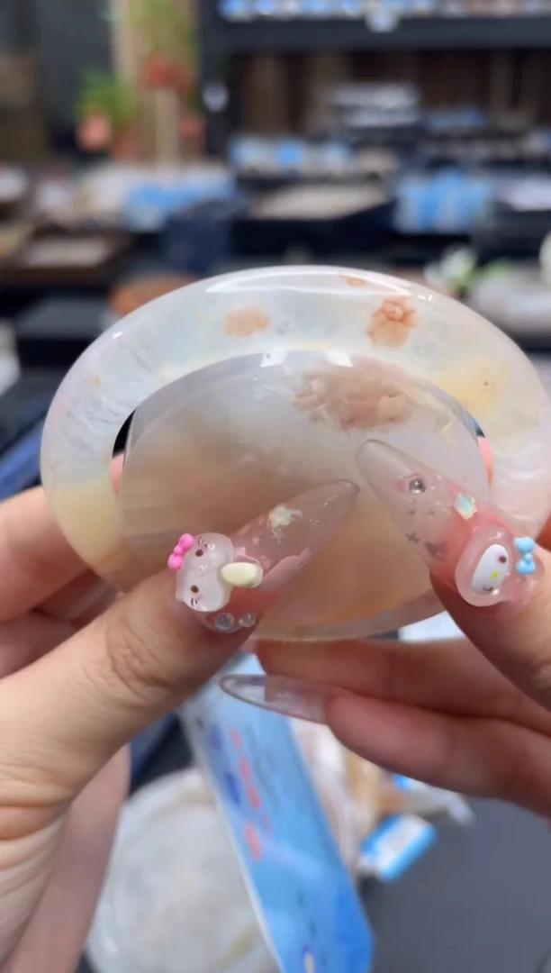 未镶嵌手镯石英质玉27(58圈赠送镯心)