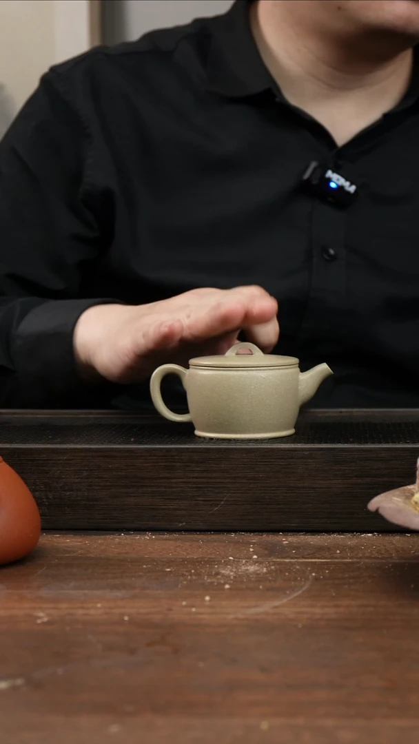 茶杯紫砂本绿小汉瓦      120CC