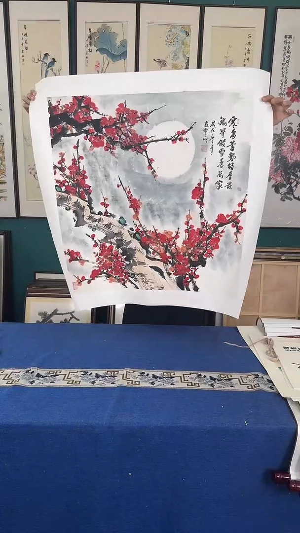 国画梅花画芯70*70