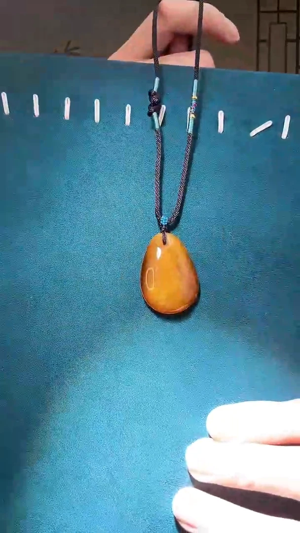 【闪购商品】琥珀裸石未镶嵌A0451天然蜜蜡