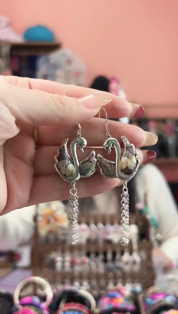 织绣艺枝独绣手工饰品58*