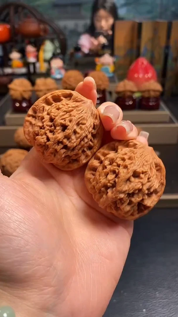 文玩核桃把件K265麦穗虎头42