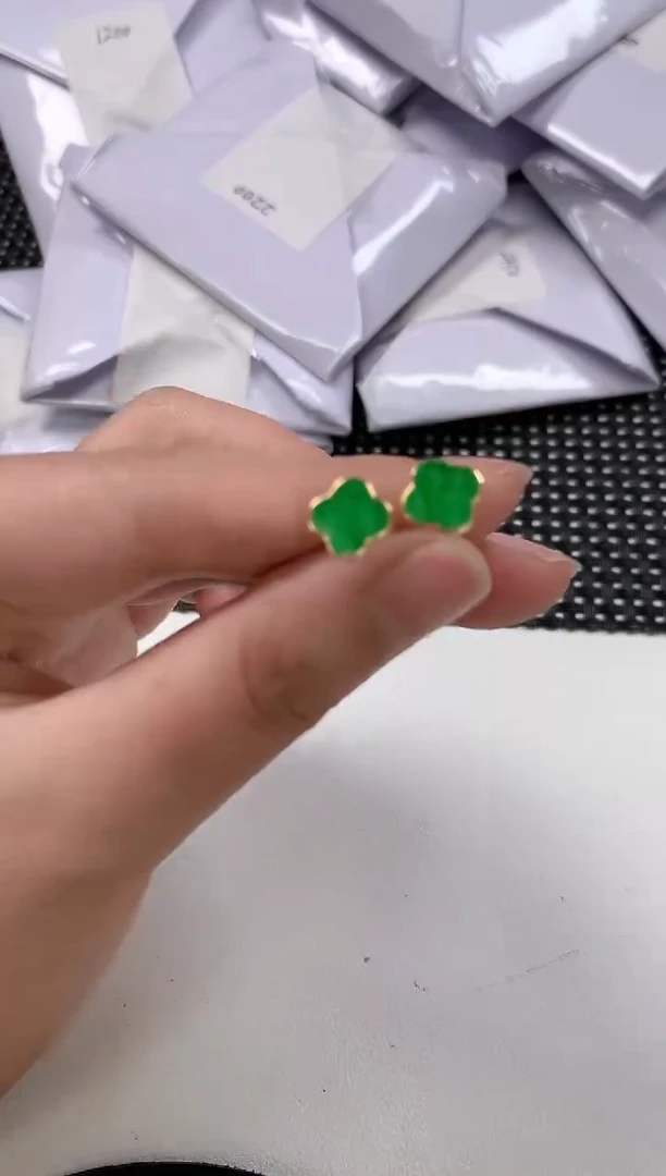 翡翠18K金镶嵌耳饰64