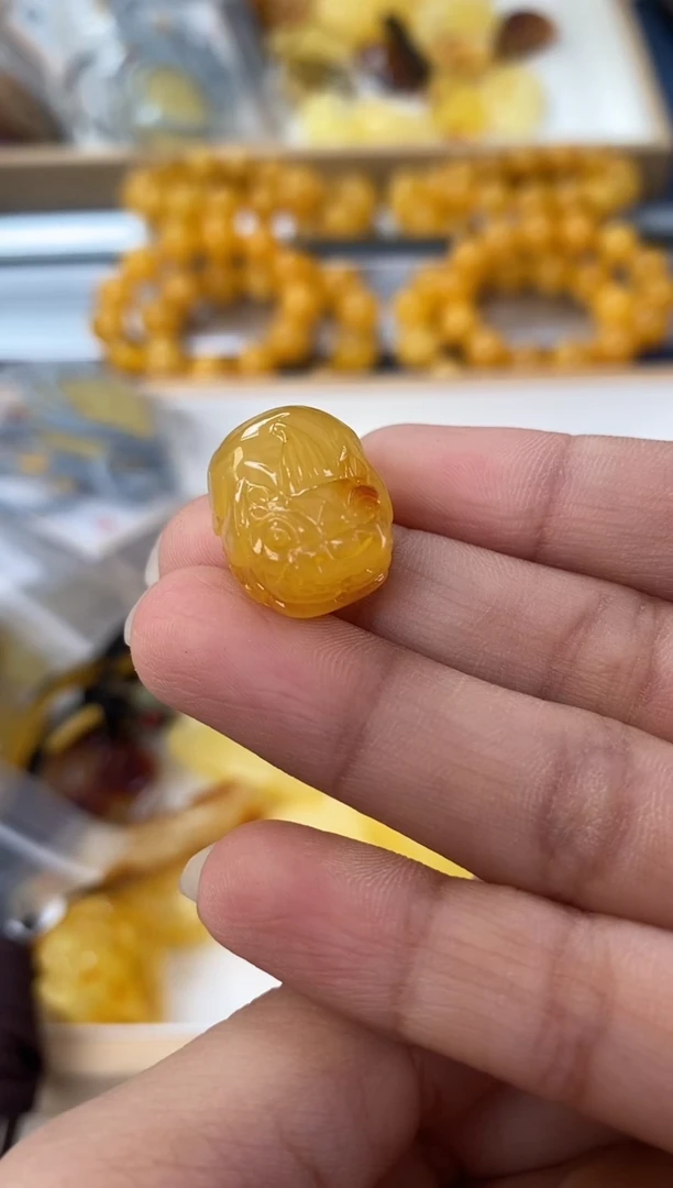 未镶嵌琥珀裸石天然琥珀蜜蜡
