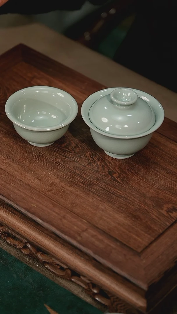 元宝两才+单杯（微瑕套装）王占稳羊