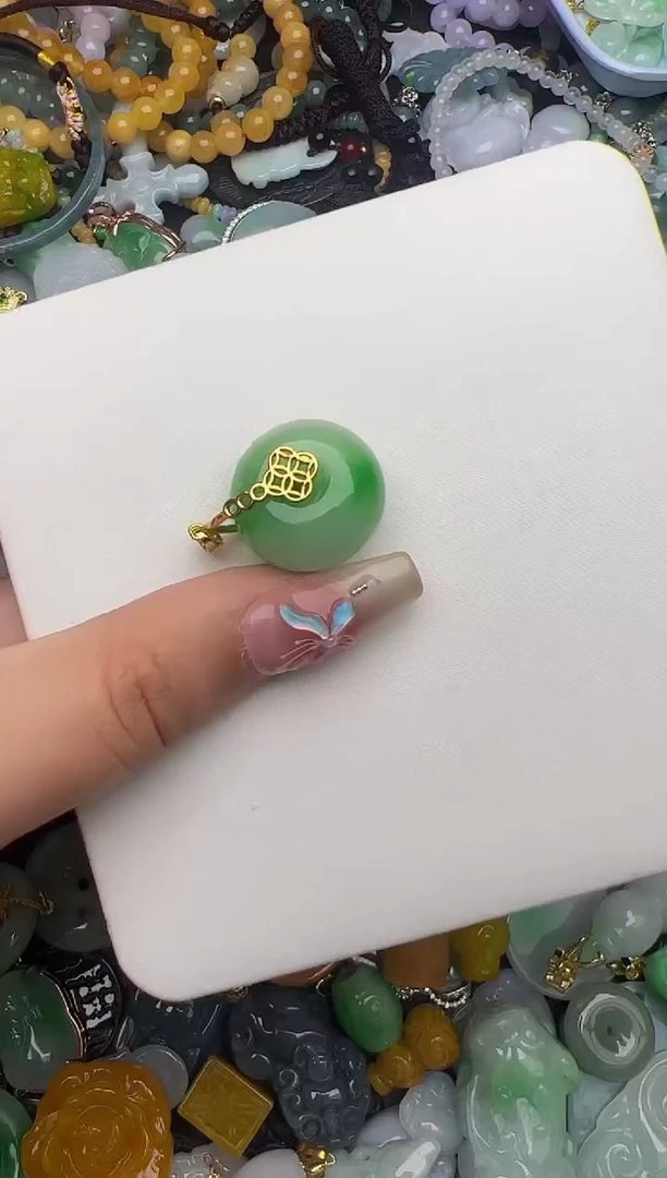 翡翠未镶嵌颈饰天然缅甸翡翠吊坠