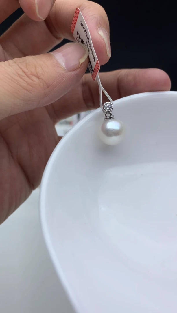银S925镶嵌ff淡水珍珠白珠吊坠(赠链）