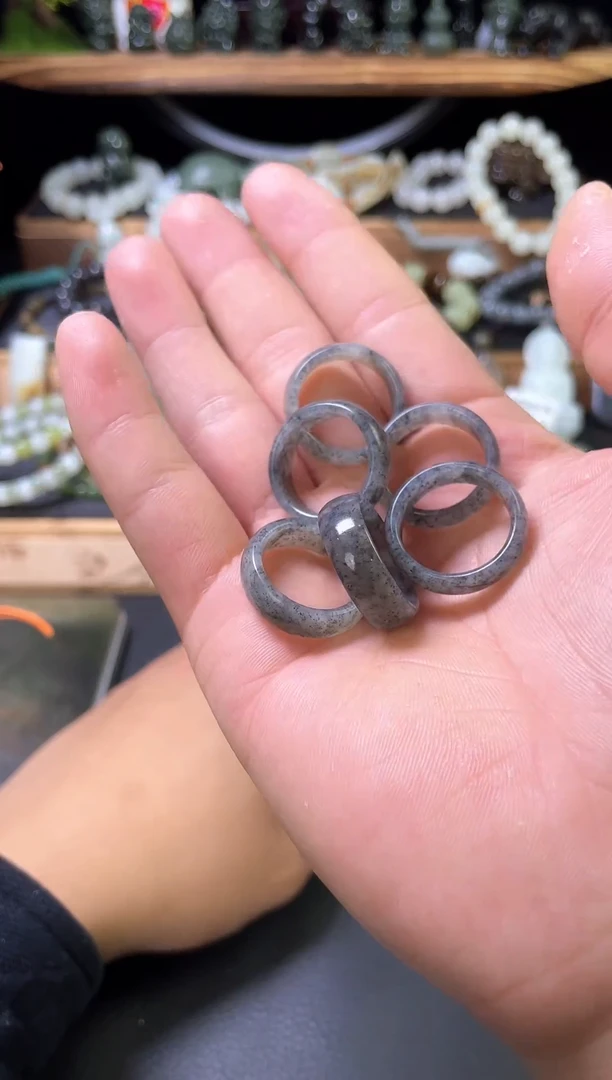 【闪购商品】和田玉戒圈未镶嵌青花戒圈多样性发货发其一
