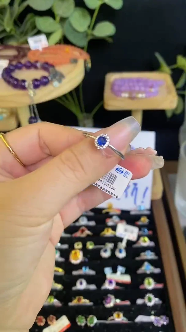【闪购商品】蓝宝石戒指银S925镶嵌蓝宝石戒指