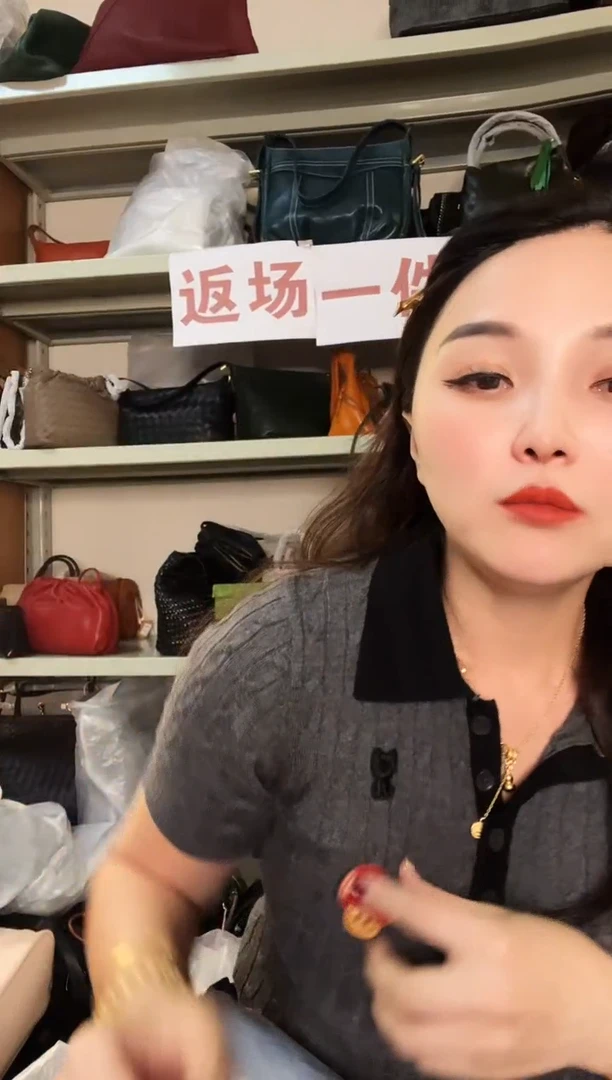 小牛皮（革）高端订制时尚百搭女士 小配件 挂件