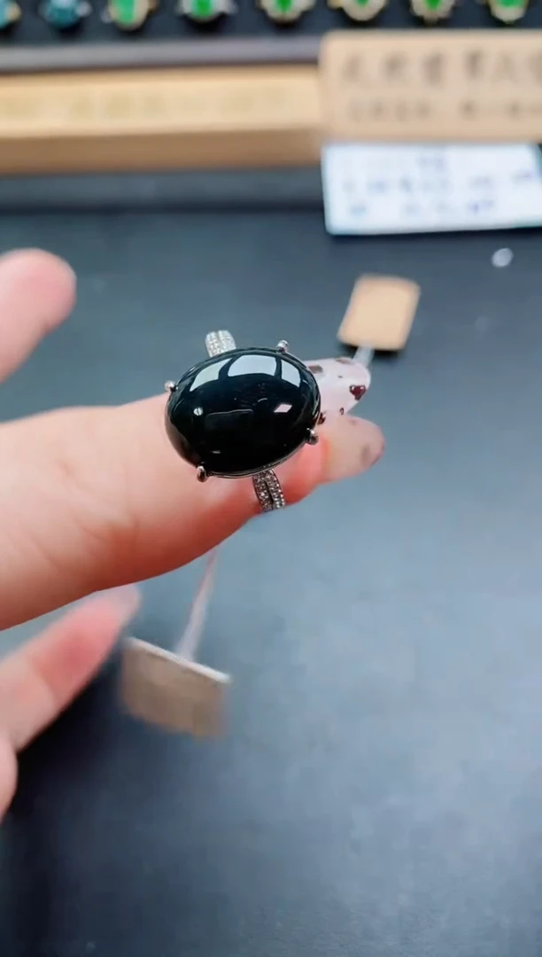 银S925镶嵌戒指翡翠1