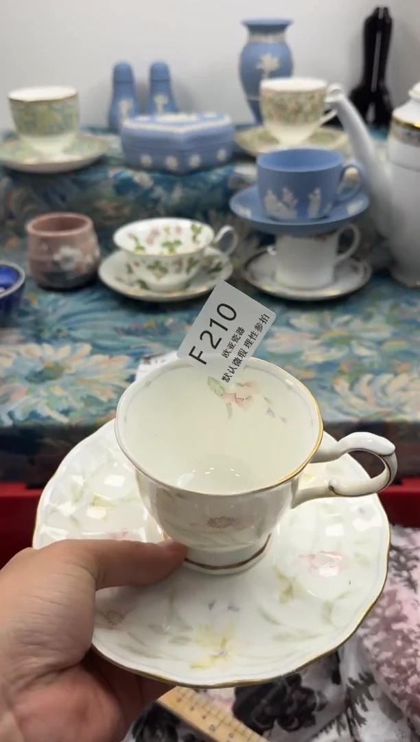 瓷片秋*落瓷片   F210