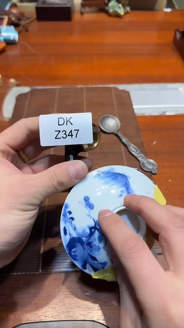 瓷片初*哈哈哈哈哈哈347