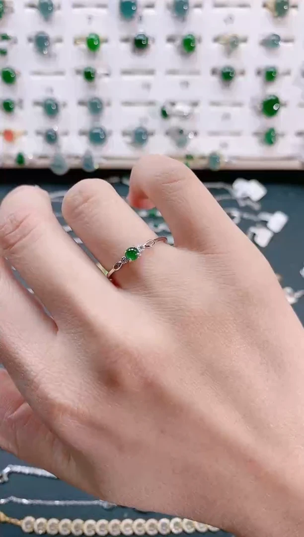 【闪购商品】翡翠戒指银S925镶嵌天然翡翠