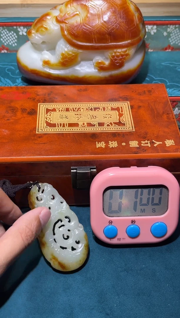 未镶嵌和田玉挂件不**空和田玉吊坠