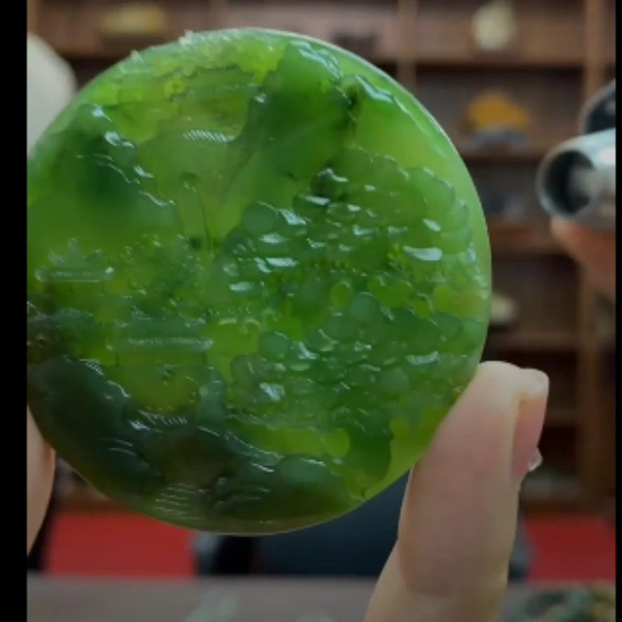 和田碧玉山水吊坠