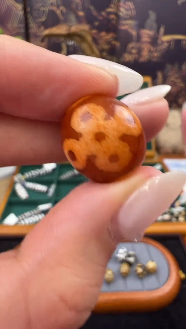 玛瑙/玉髓吊坠(不含链)未镶嵌16.(微瑕)