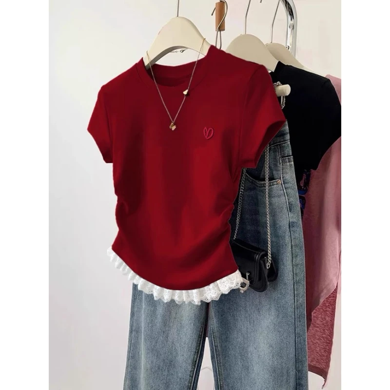 红色蕾丝短款短袖t恤女夏季2025新款夏设计感修身正肩收腰小上衣