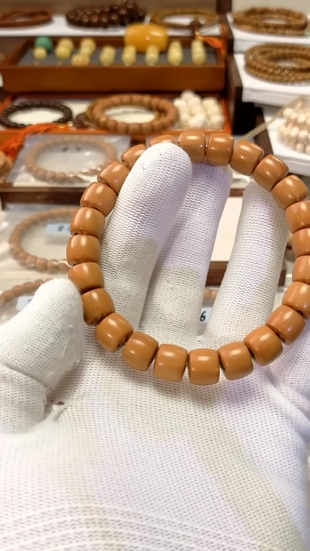 【闪购商品】紫金鼠吊坠核中段