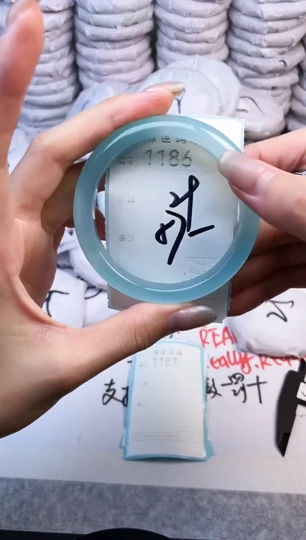 手镯玛瑙/玉髓未镶嵌1186