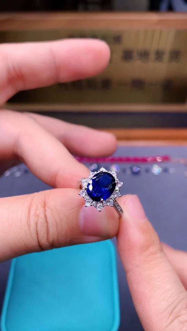 【闪购商品】蓝宝石戒指银S925镶嵌........