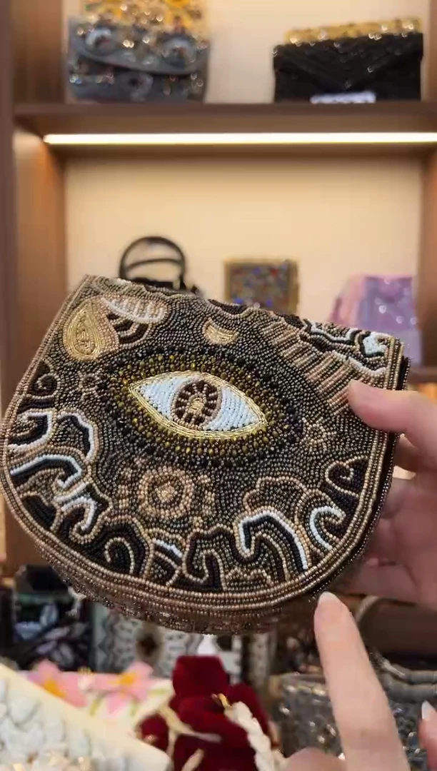 织物40百格汇手工串珠包