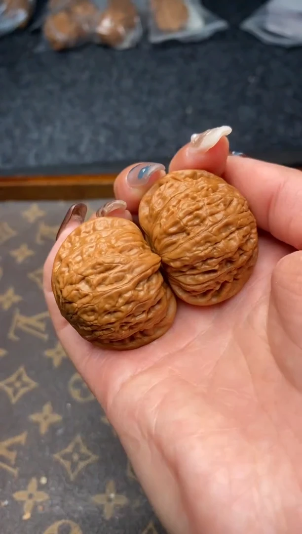 把件文玩核桃B131号40铁锤